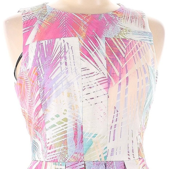 Beautiful Designer Kate Mullen Casual Dress in Size 8 - Picture 3 of 4